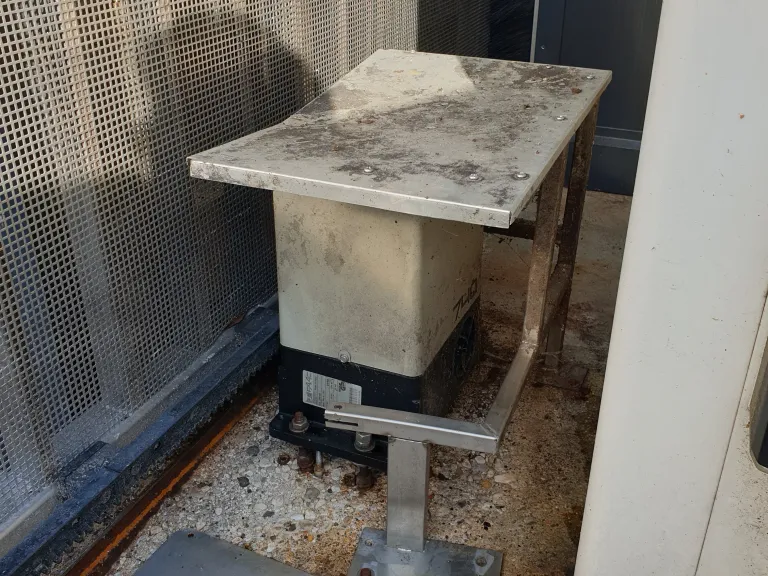 drsna dvoriščna vrata